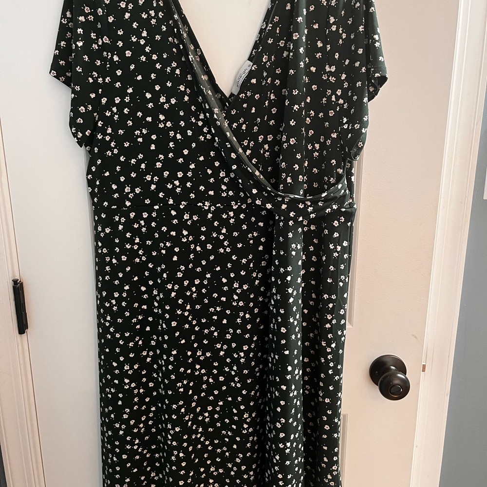 Kaileigh Black and White Ruched Wrap Maxi Dress